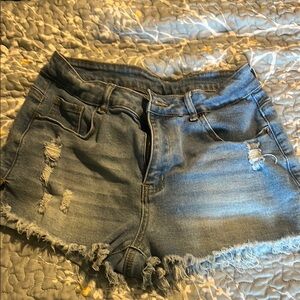 Women’s size medium, jean short